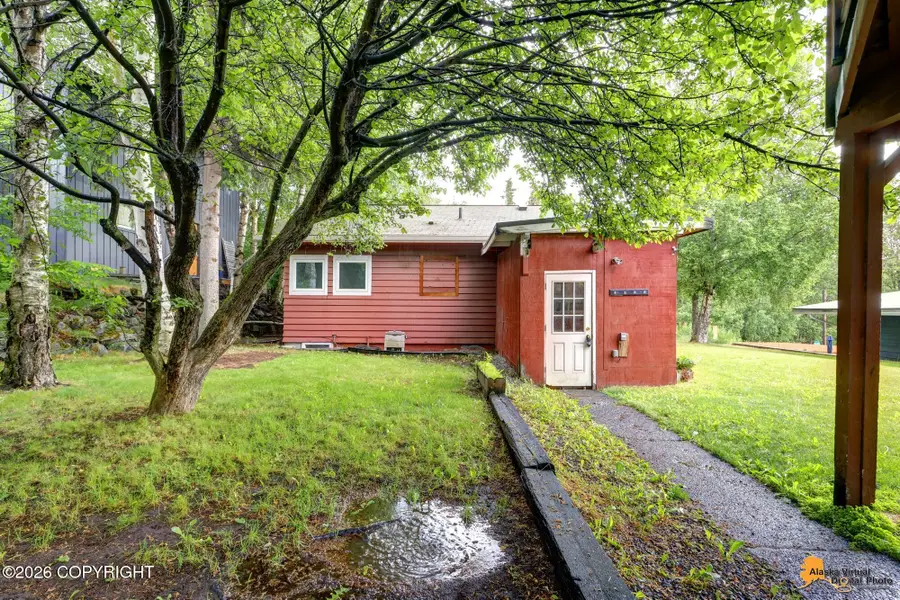1558 E Street, Anchorage, AK 99501 - #3