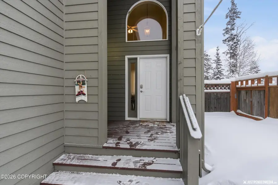 12621 Estuary Circle, Anchorage, AK 99516 - Image #3