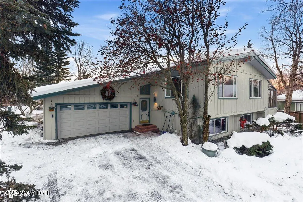 3871 Amber Bay Loop, Anchorage, AK 99515 - Image #1