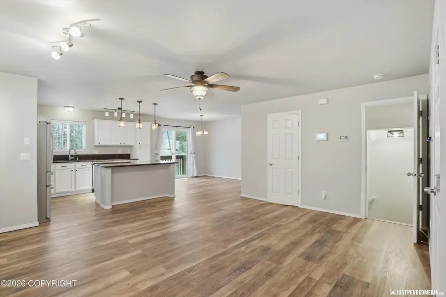 20573 Mountain Vista Drive, Eagle River, AK 99577 - Image #3