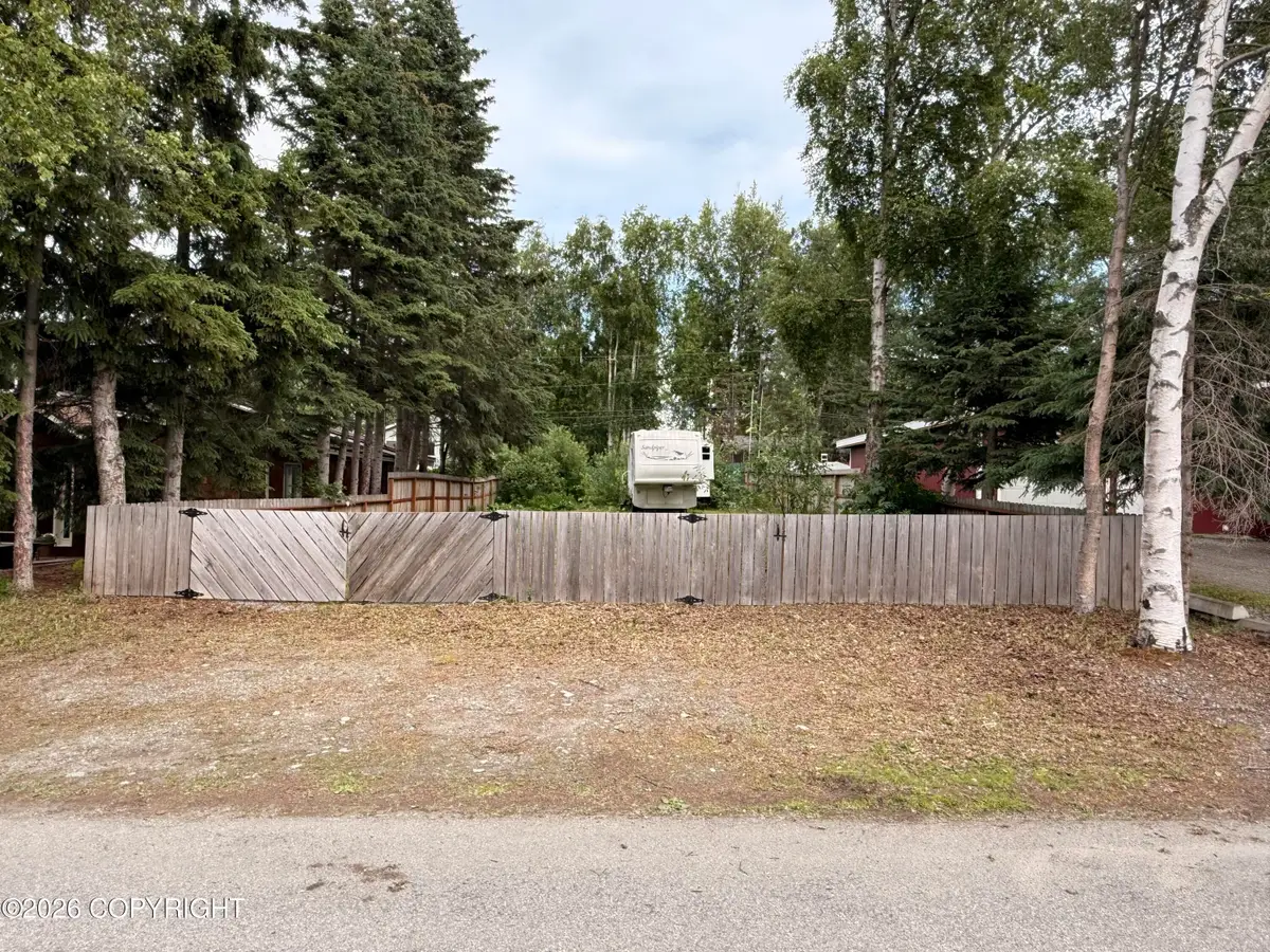 8039 Wilcox Street, Anchorage, AK 99502 - #1