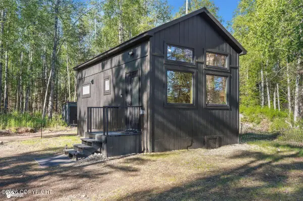 10837 S Tuttle Road, Wasilla, AK 99623