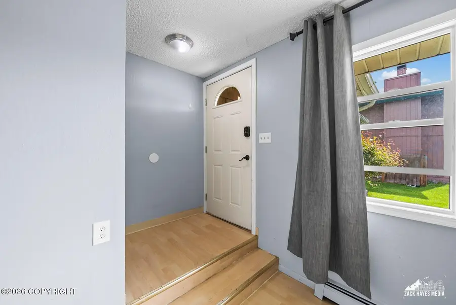4143 Vance Drive #7, Anchorage, AK 99508 - #3