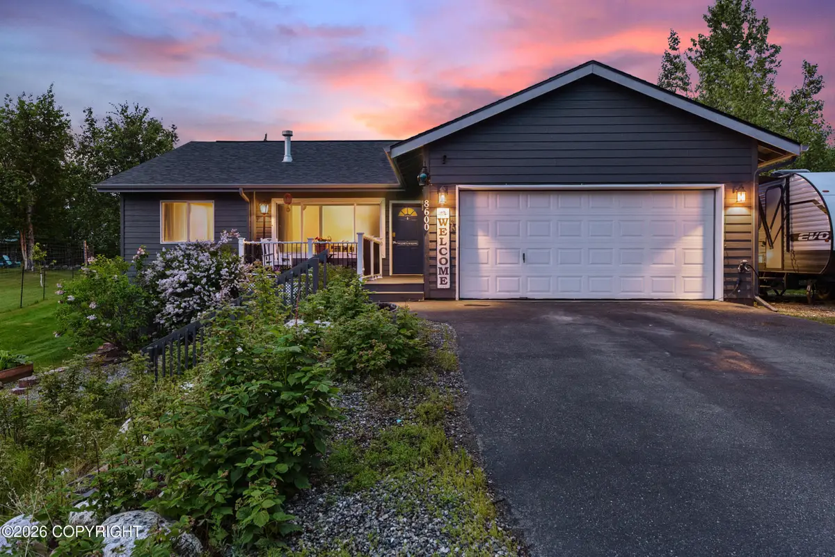 8600 E Greenwich Circle, Palmer, AK 99645 - #1