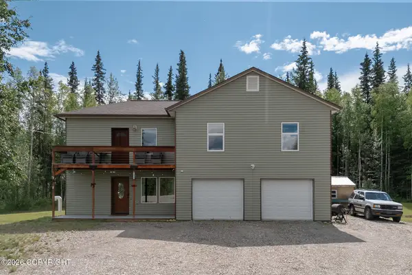 2375 Lindsborg Drive, North Pole, AK 99705