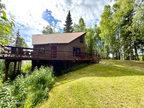 17847 W Bryant Road, Big Lake, AK 99652