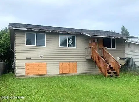 628 Mumford Street, Anchorage, AK 99508