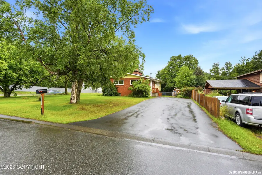 2732 Jefford Place, Anchorage, AK 99517 - #3