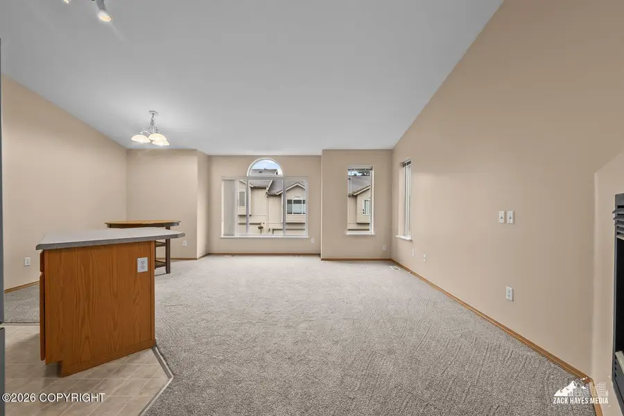 205 Dailey Avenue #2, Anchorage, AK 99515 - #3
