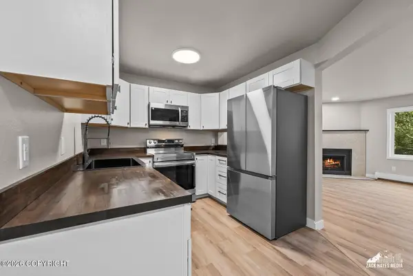 261 Mccarrey Street #17C, Anchorage, AK 99508