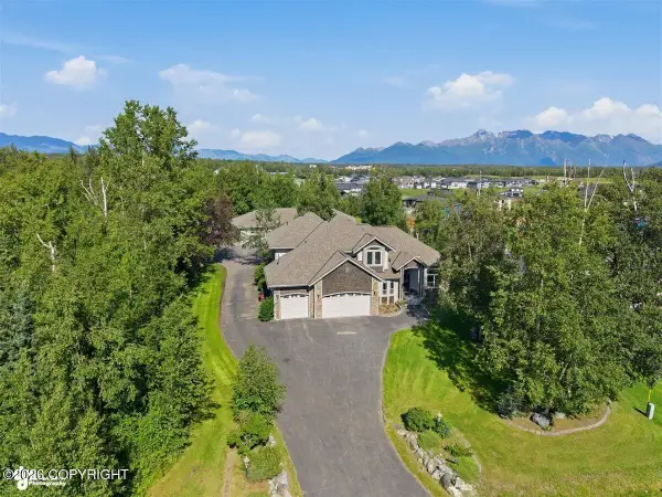 3318 S Charming Valley Loop, Palmer, AK 99654