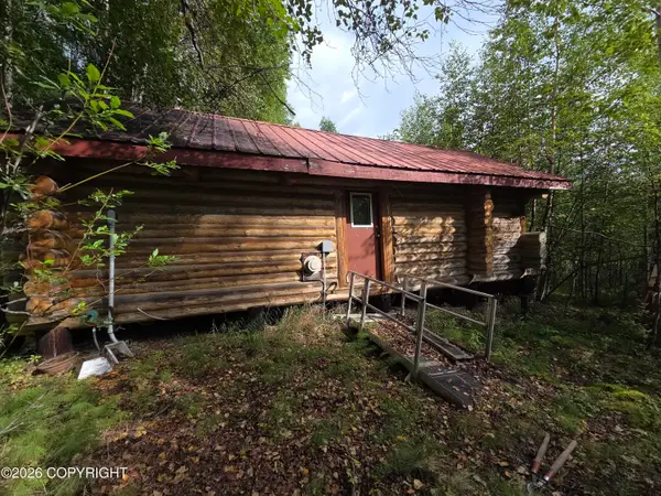 33503 S Bowersox Place, Talkeetna, AK 99676