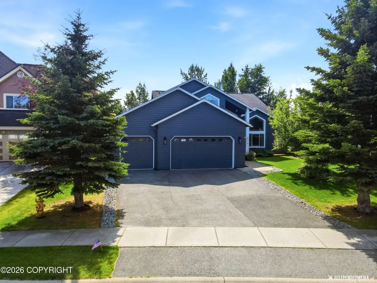 5717 Yukon Charlie Loop, Anchorage, AK 99502 - #1