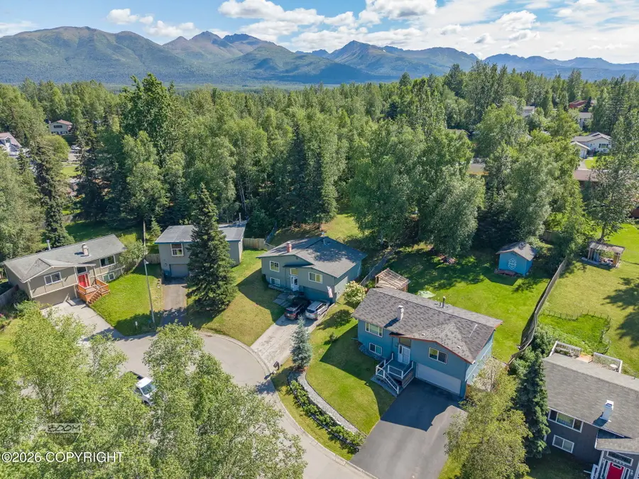 7010 Dickerson Drive, Anchorage, AK 99504 - #2