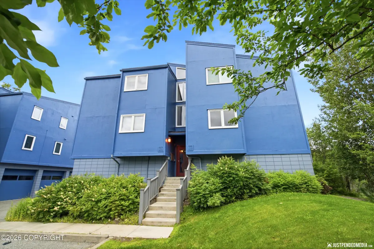 1937 Beaver Place #A-2, Anchorage, AK 99504 - #1