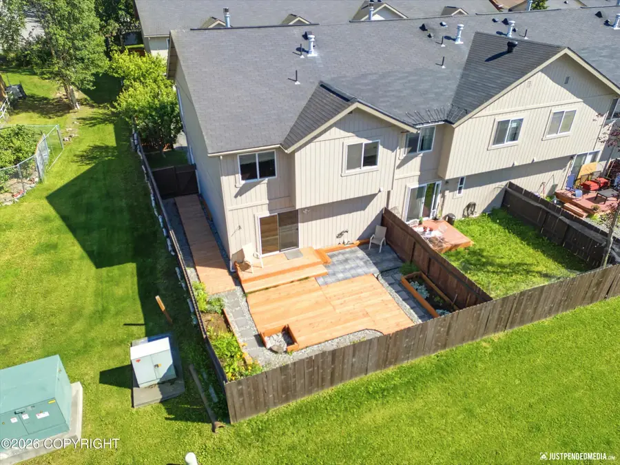 207 Dailey Avenue #8, Anchorage, AK 99515 - #3