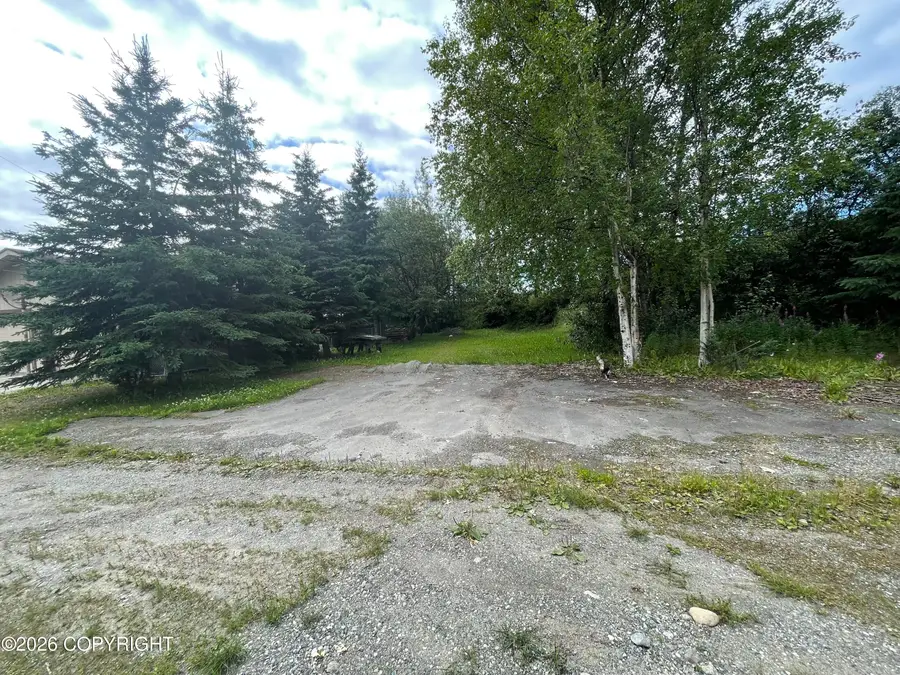 124 Metropolitan Place, Anchorage, AK 99508 - #3