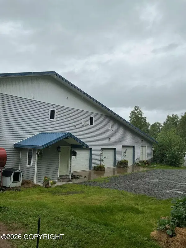 15800 E Shangrila Drive, Talkeetna, AK 99676