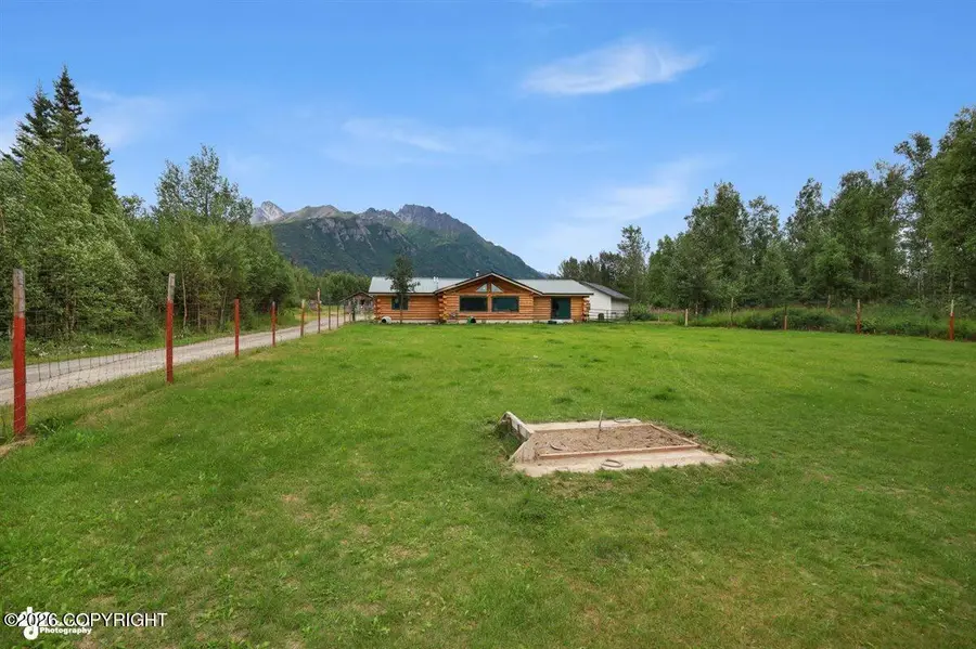 1005 N Smith Road, Palmer, AK 99645 - #2