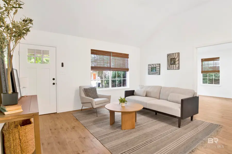 317 Lee Street, Chickasaw, AL 36611 - Image #3