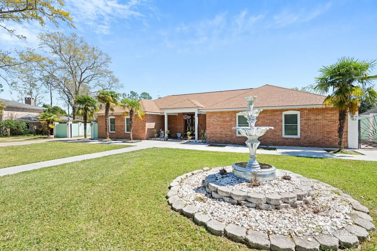 1255 Spring Valley Drive, Mobile, AL 36693 - Image #1