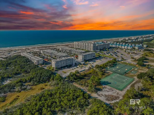 400 Plantation Road #1111, Gulf Shores, AL 36542