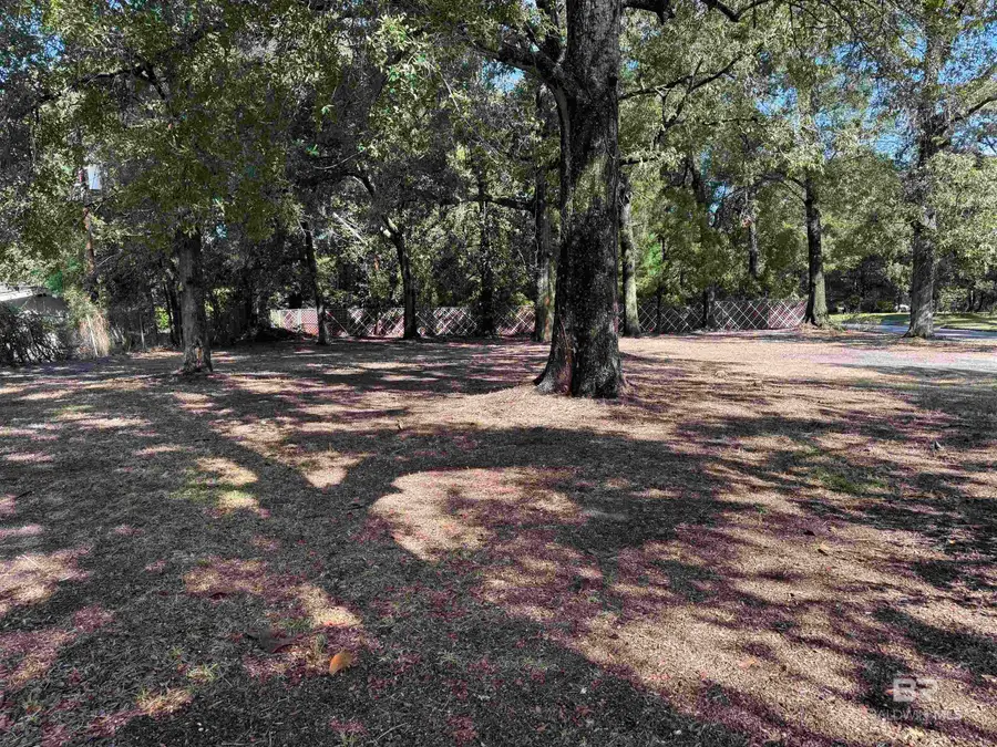 2450 Odette Avenue, Mobile, AL 36605 - Image #3