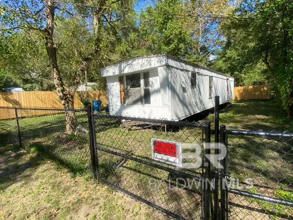 14 Ramar Street, Century, FL 32535