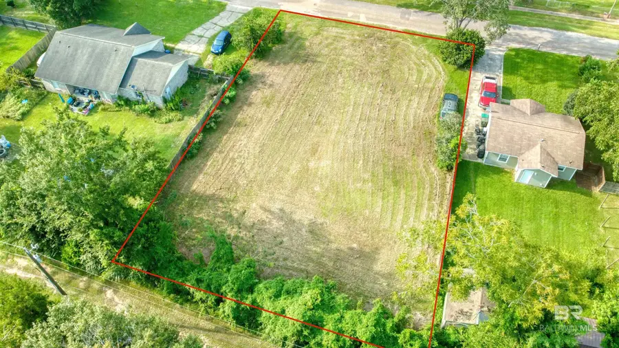 513 W Begonia Avenue, Foley, AL 36535 - Image #2