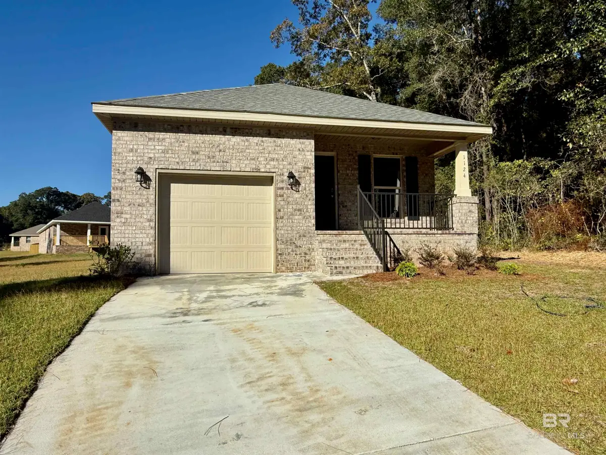 1124 Forest Glen Drive, Mobile, AL 36618 - Image #1