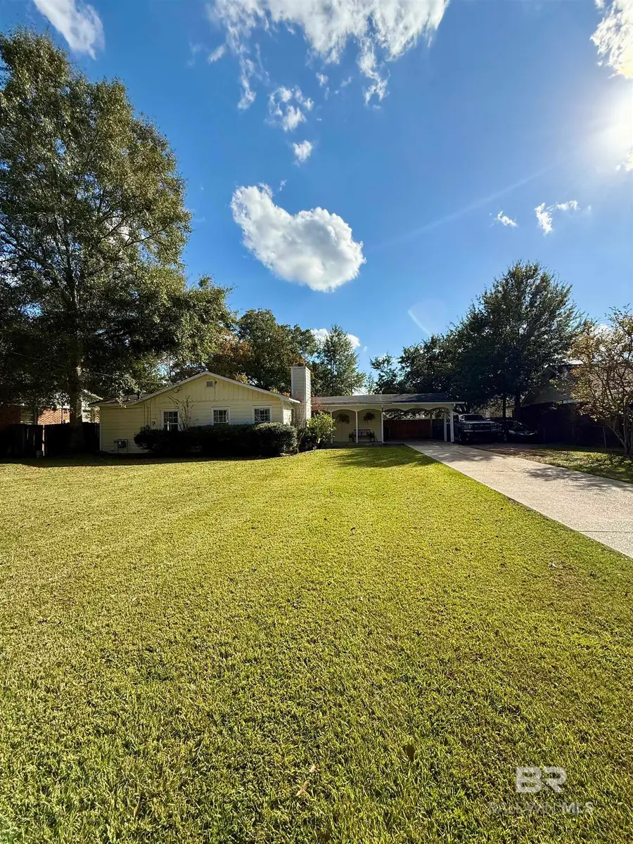 327 1st Avenue, Saraland, AL 36571 - Image #2