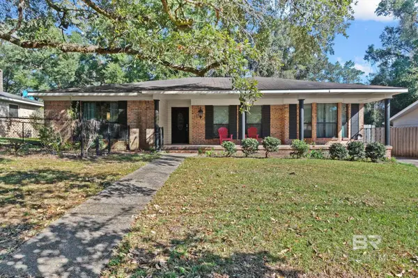 2705 E Woodcliff Drive, Mobile, AL 36693