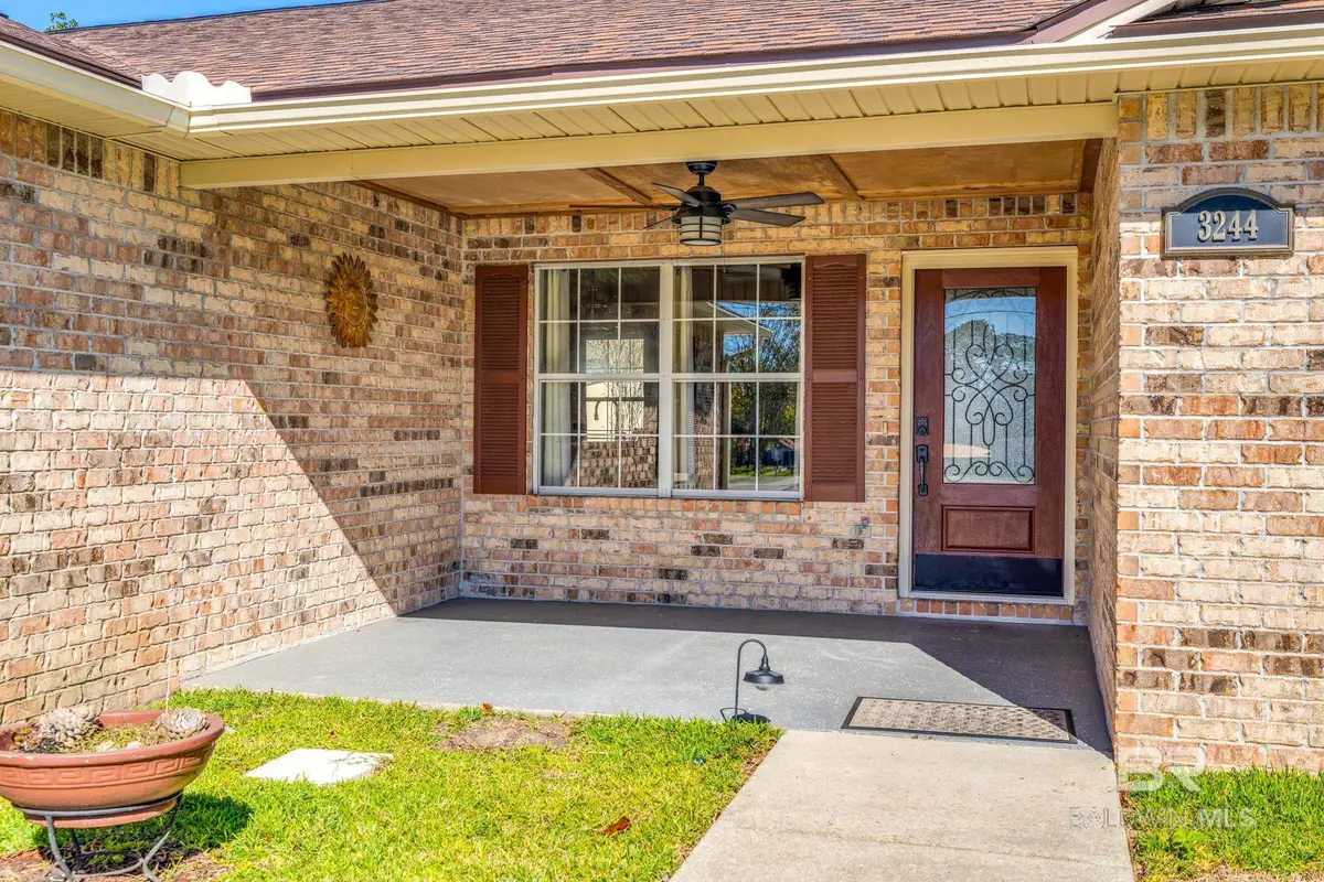 3244 Spanish Cove Dr N, Lillian, AL 36549 - Image #1