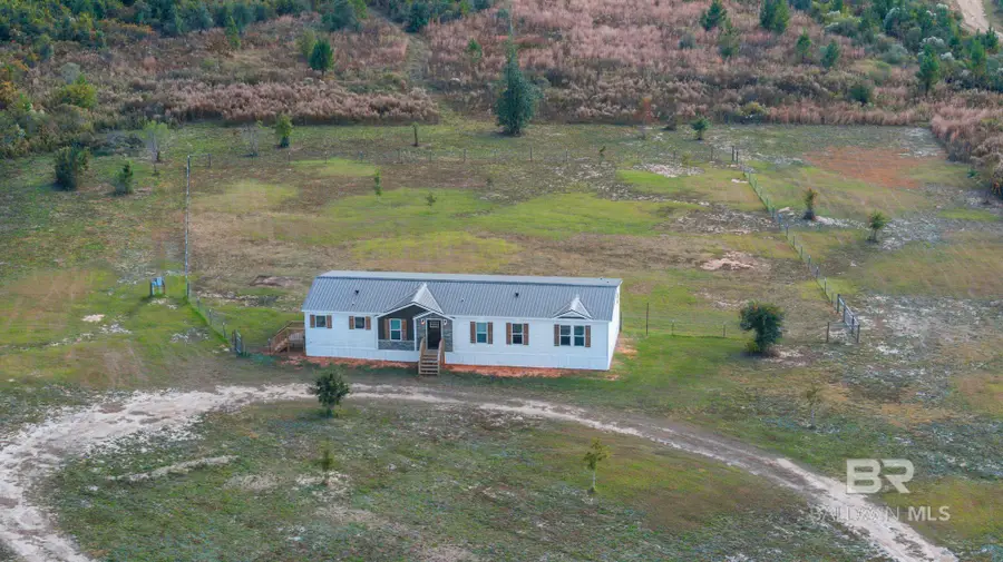 21990 Creekfront Drive, Robertsdale, AL 36567 - Image #2