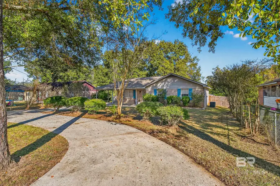 715 E Verbena Avenue, Foley, AL 36535 - Image #2