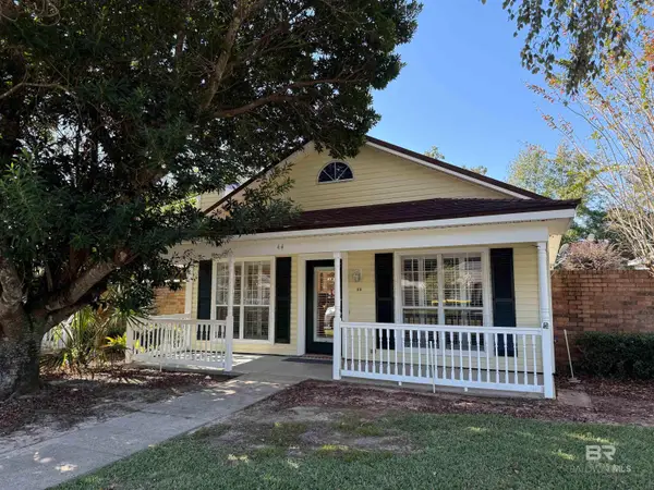 44 Cottage Drive, Fairhope, AL 36532