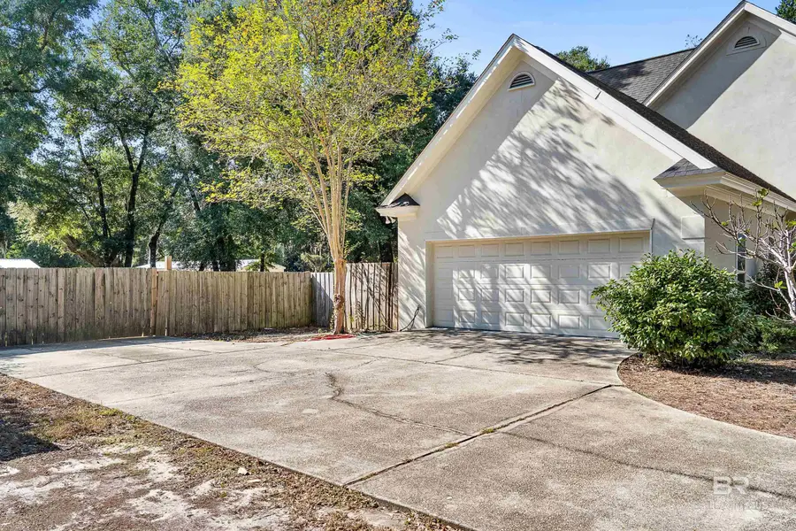 6120 Oakwood Lane, Fairhope, AL 36532 - Image #2