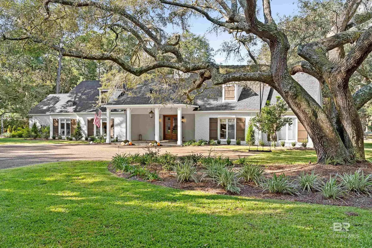 18247 Woodland Drive, Fairhope, AL 36532 - Image #1