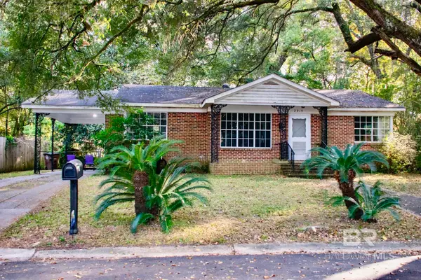 2919 S Sherwood Drive, Mobile, AL 36606