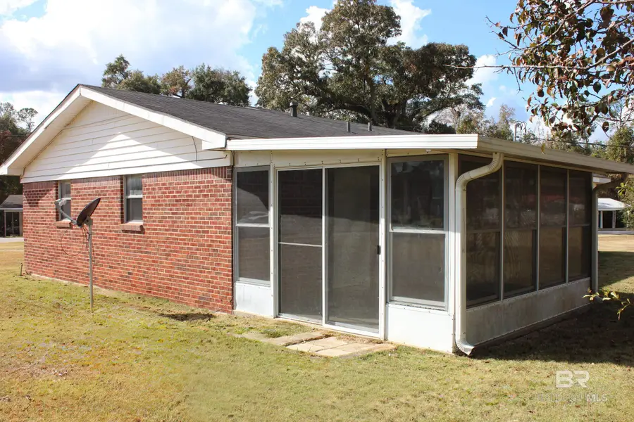 141 Holt Street, Flomaton, AL 36441 - Image #3