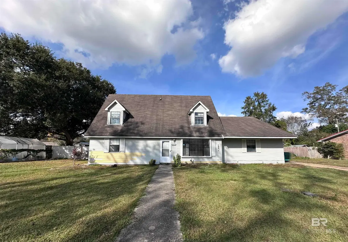 621 E Walker Avenue, Foley, AL 36535 - Image #1