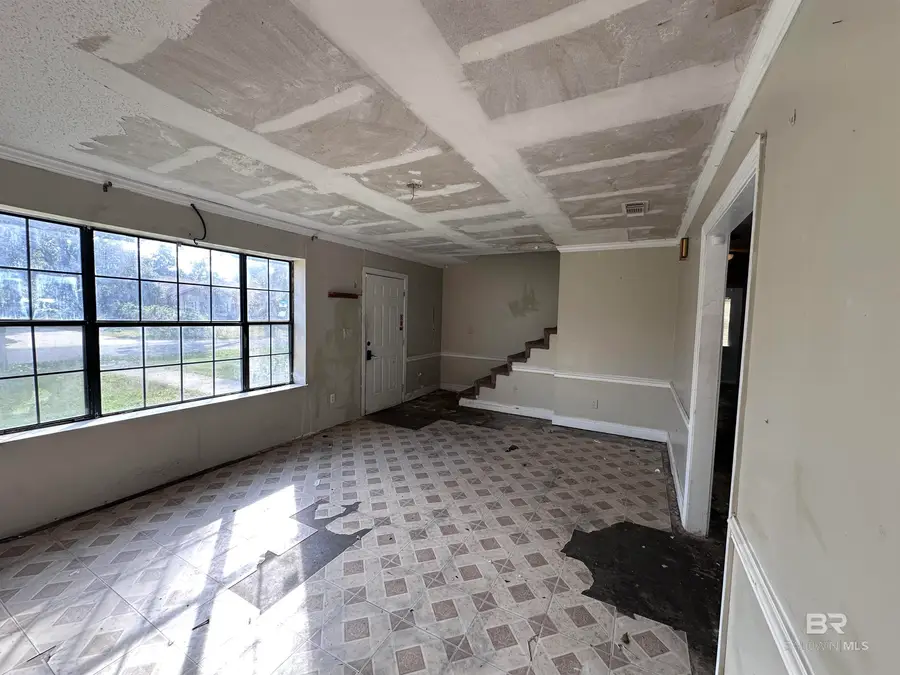 621 E Walker Avenue, Foley, AL 36535 - Image #3