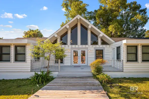 2221 Club House Drive, Lillian, AL 36549