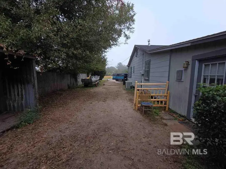 18118 Mimosa Avenue, Robertsdale, AL 36567 - Image #3