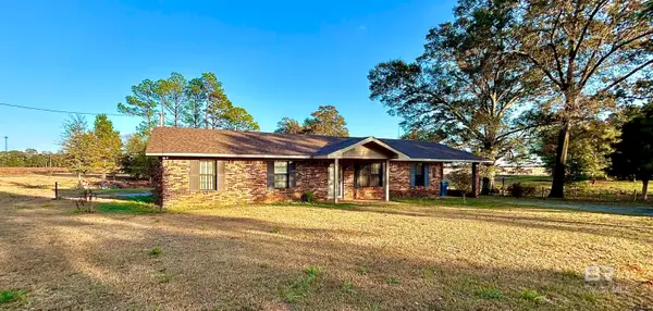 822 Dogwood Road, Brewton, AL 36426