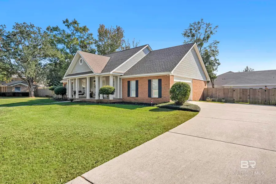 9820 Sommerset Drive, Daphne, AL 36526 - Image #2