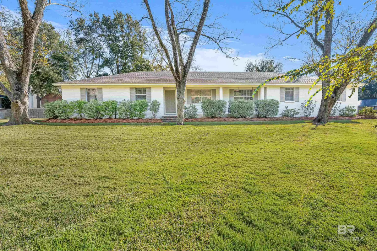 18 Blue Island Avenue, Fairhope, AL 36532 - Image #1