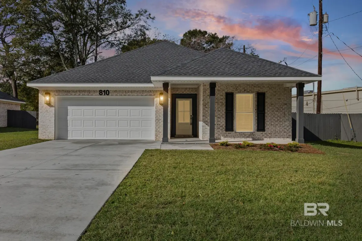 810 Wildwood Drive, Mobile, AL 36693 - Image #1