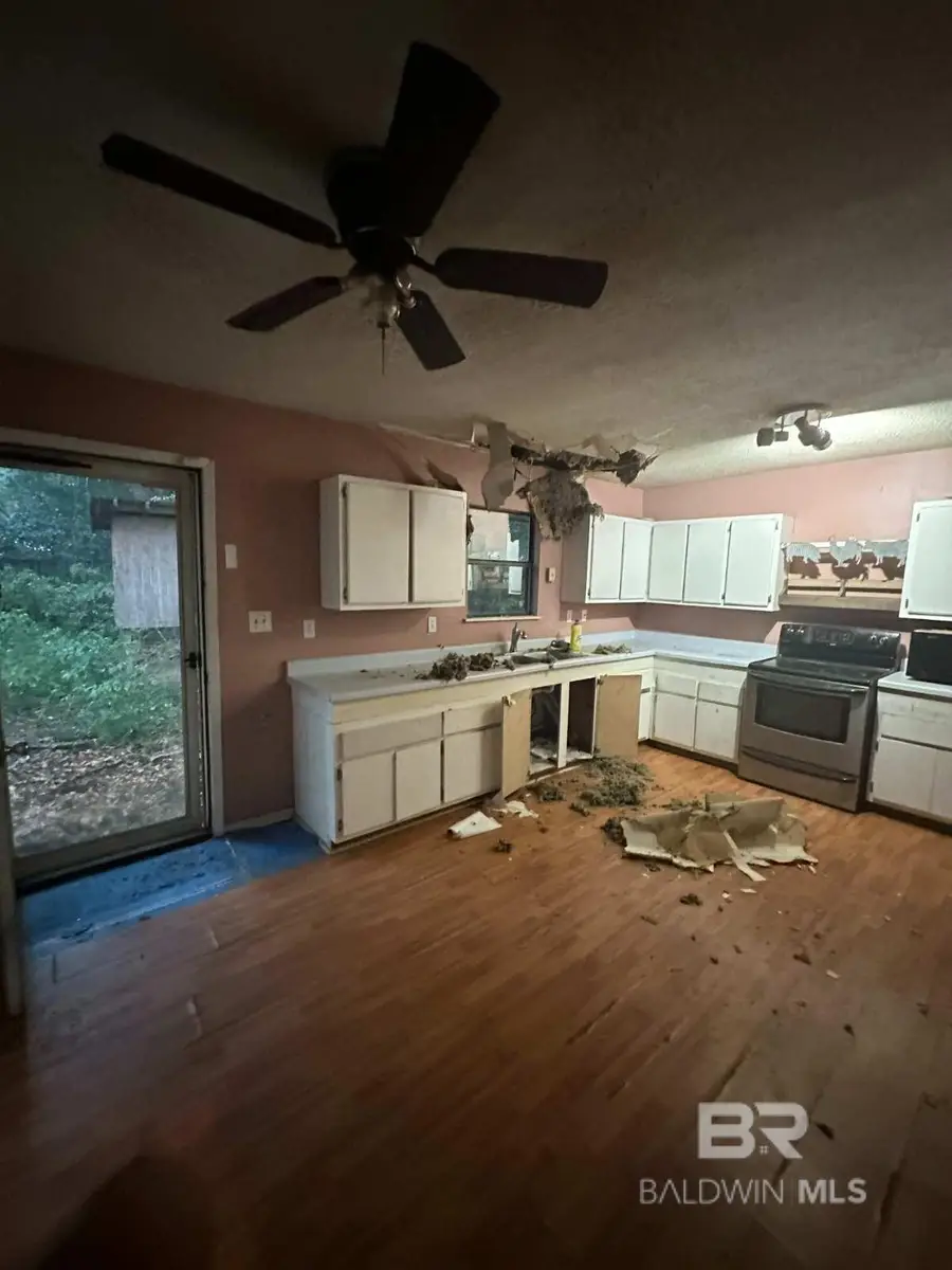 309 W Magnolia Street, Bay Minette, AL 36507 - Image #2
