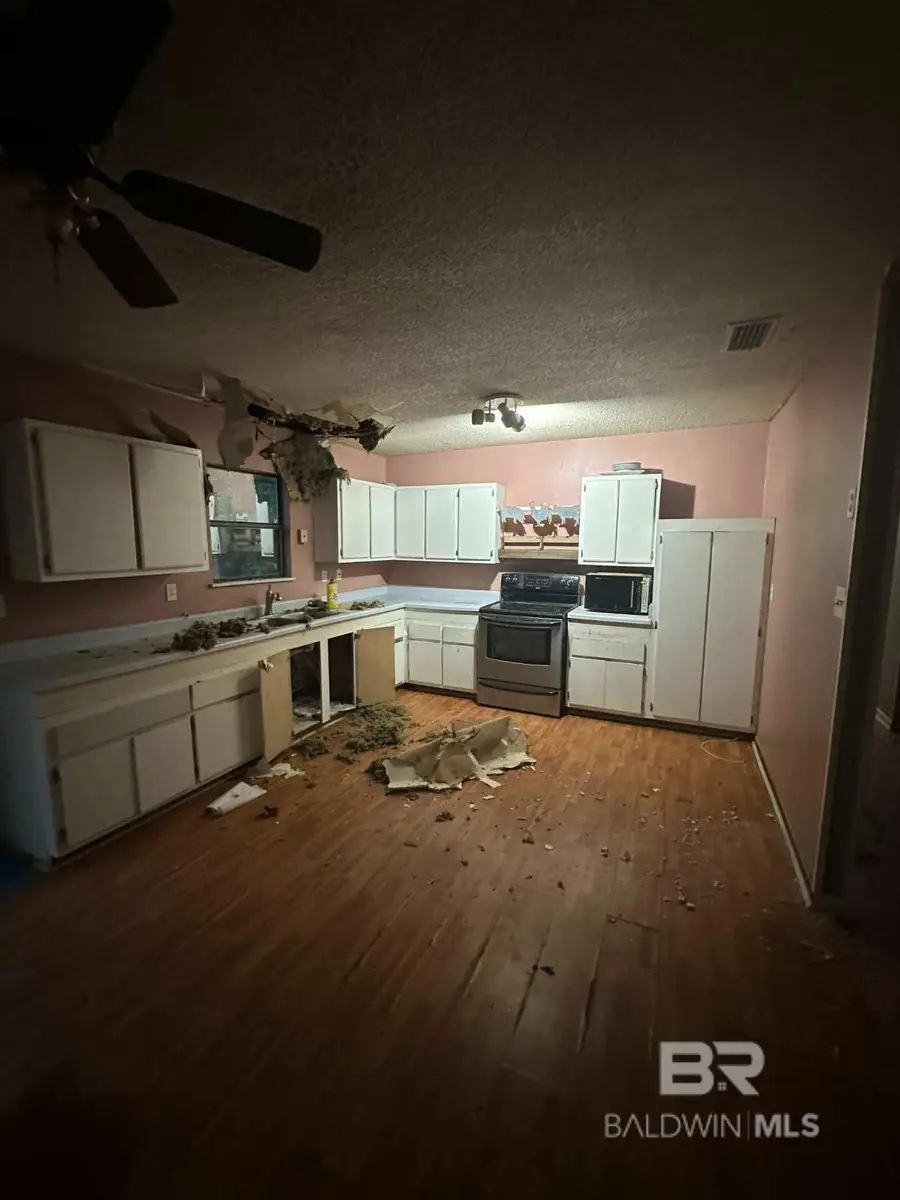 309 W Magnolia Street, Bay Minette, AL 36507 - Image #3